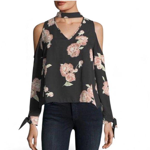 cupcakes & cashmere Tops - Cupcakes & Cashmere Jon Cold Shoulder Floral Print Tie Sleeve Blouse Girly Date